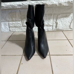 Chic Black Heeled Boots for Women